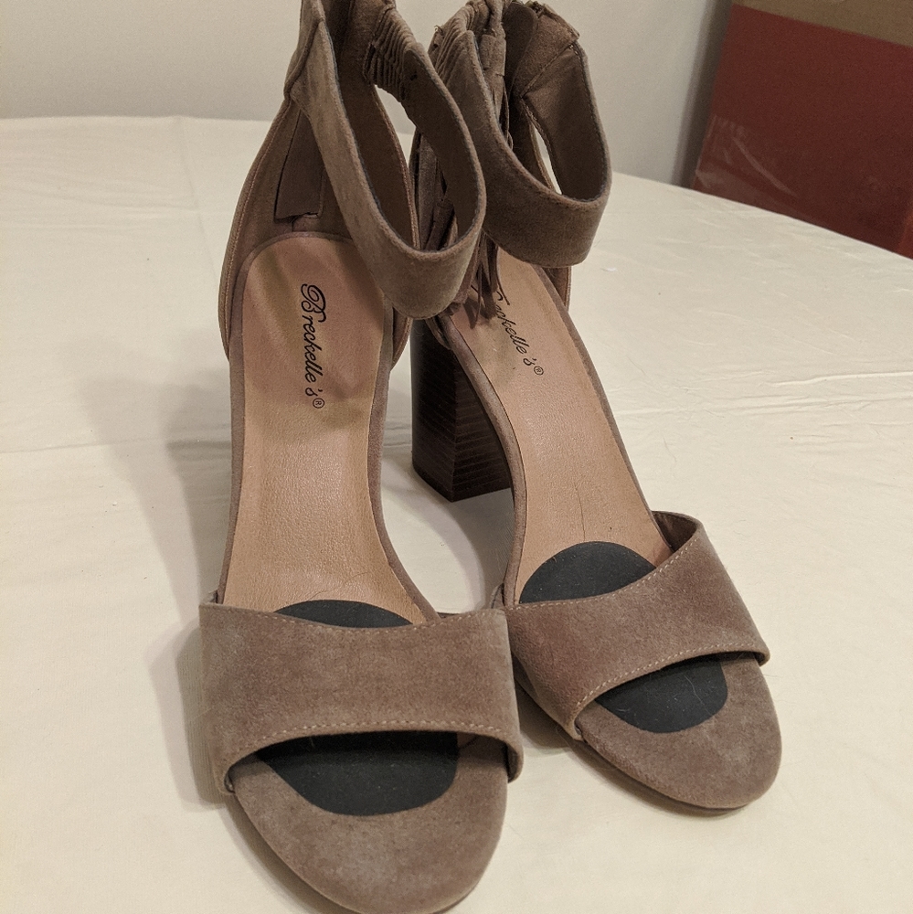 Beige open toe Heels